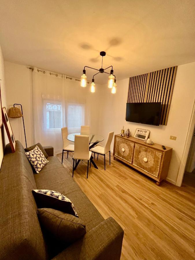 Cornelias Home Лос Кристианос Екстериор снимка